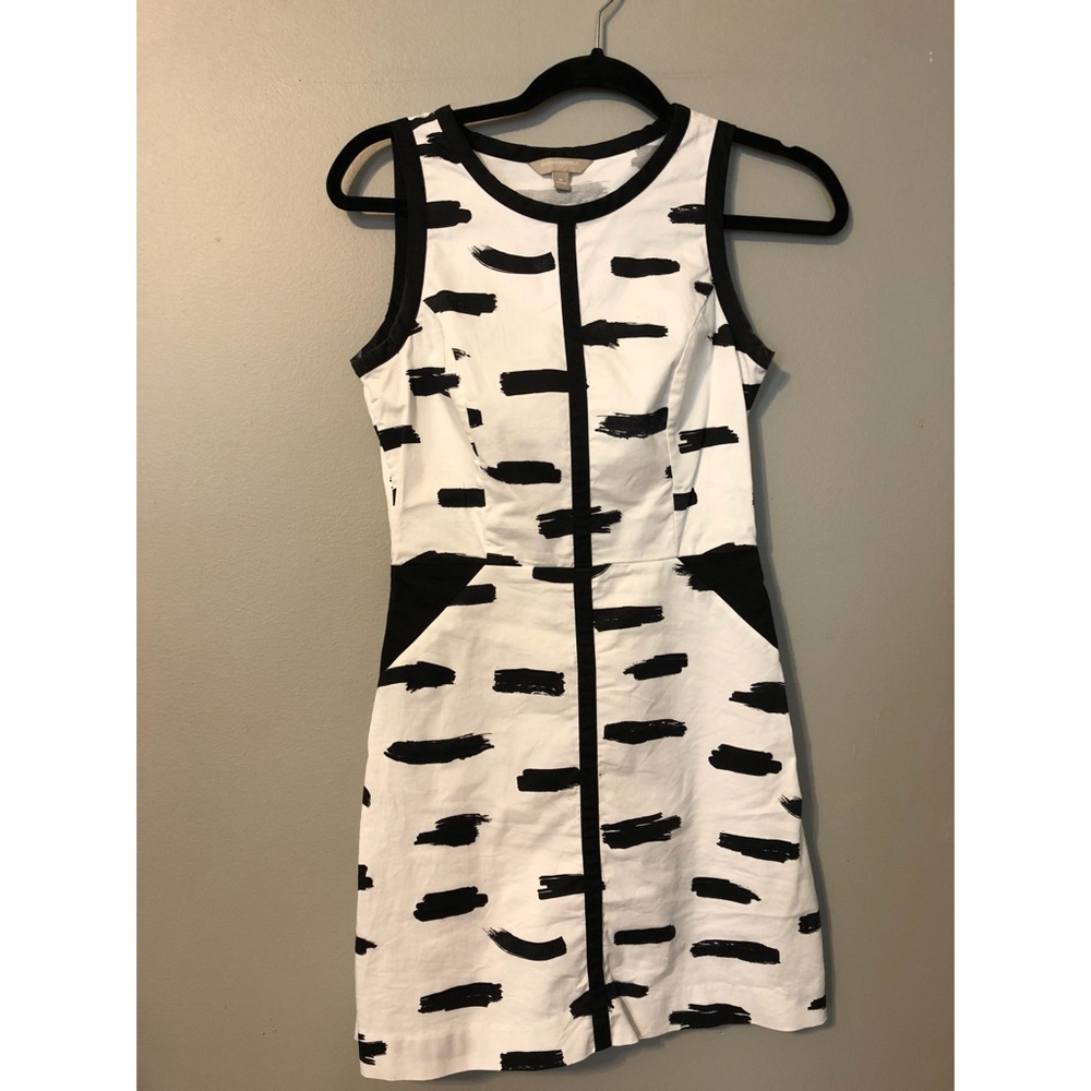 Banana Republic white & black dress. Size 0